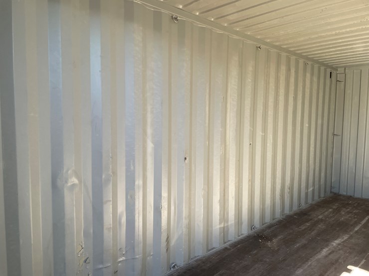 #3592-•-20'-standard-height-shipping-container-image-9