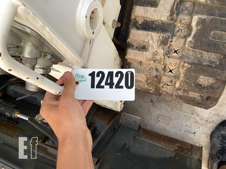 2022-bobcat-t770-image-21