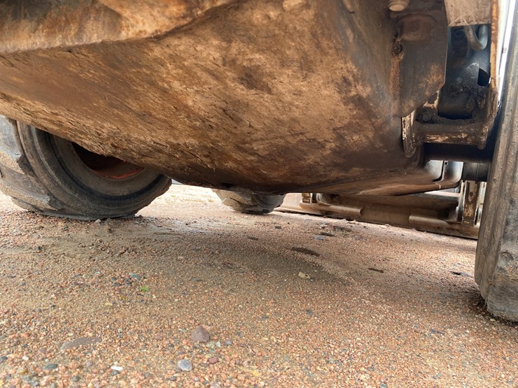 2001-bobcat-873-image-15