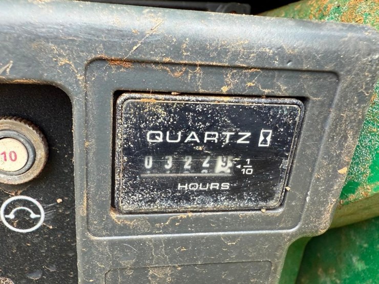 jlg-scissor-lift-image-5