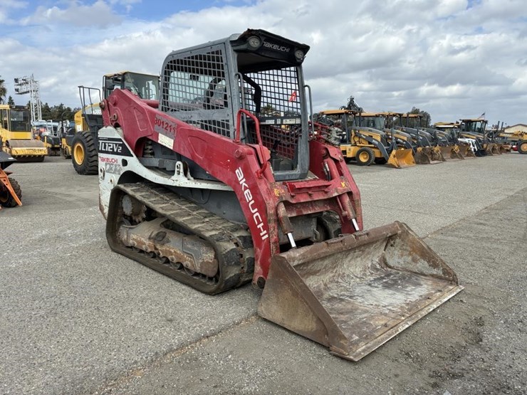 2017-takeuchi-tl12v2-image-2