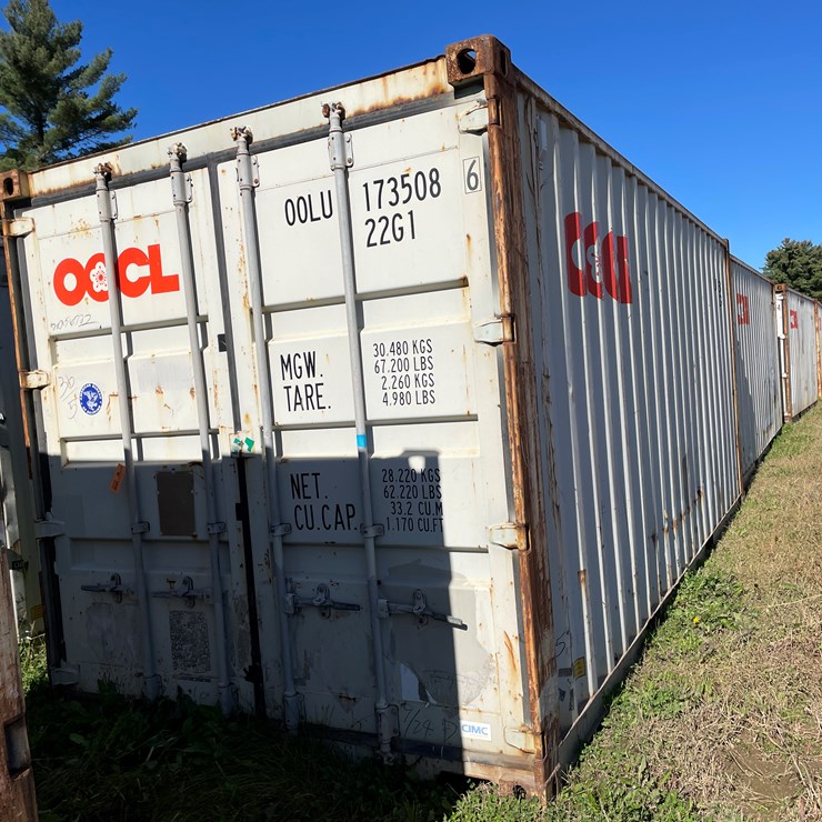 #3594 • 20' Standard Height Shipping Container