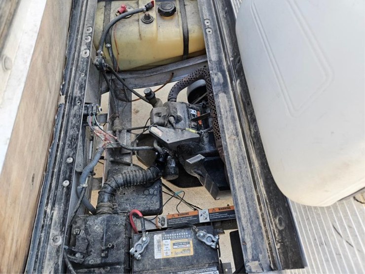 #2481-•-club-car-turf-truck-golf-cart-image-19