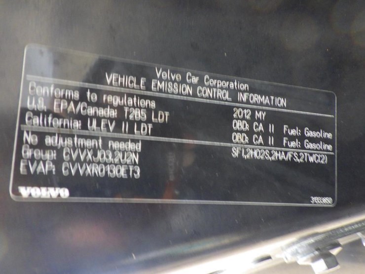 2012-volvo-xc90-image-12