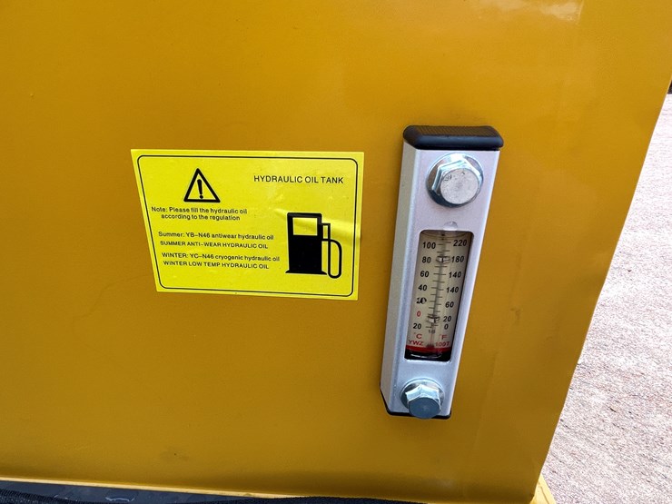 #1698-•-agt-mx12rx-mini-excavator-image-15