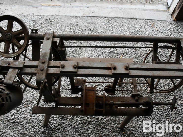 3063-band-saw-image-10