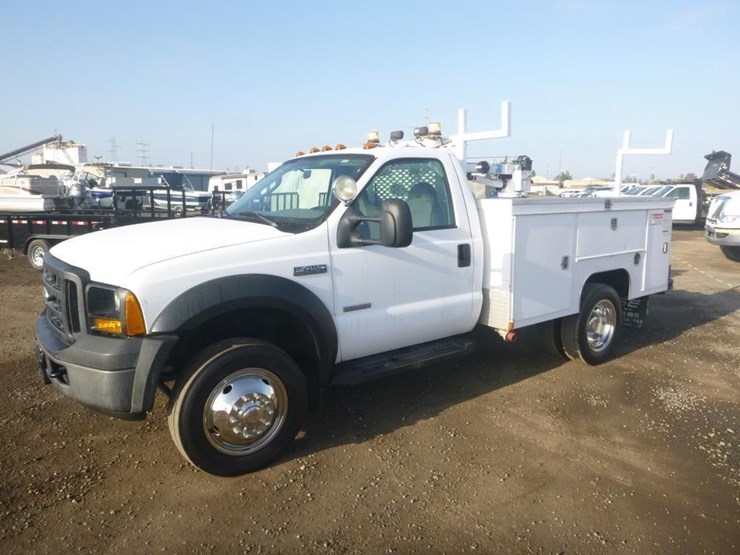 2006-ford-f450-image-1