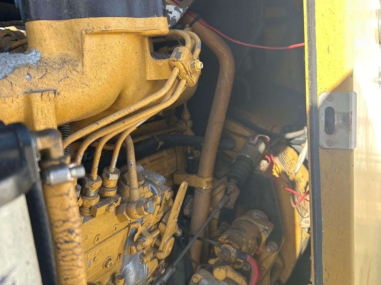 1995-generac-94a04738-s-125-kw-towable-t/a-diesel-generator-image-10