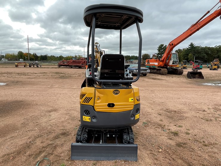 #1799-•-agt-qk18r-mini-excavator-image-6