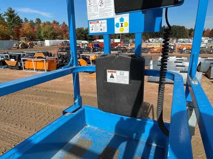 2017-genie-gs1930-image-24