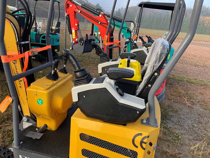 #1691-•-agt-mx12rx-mini-excavator-image-16