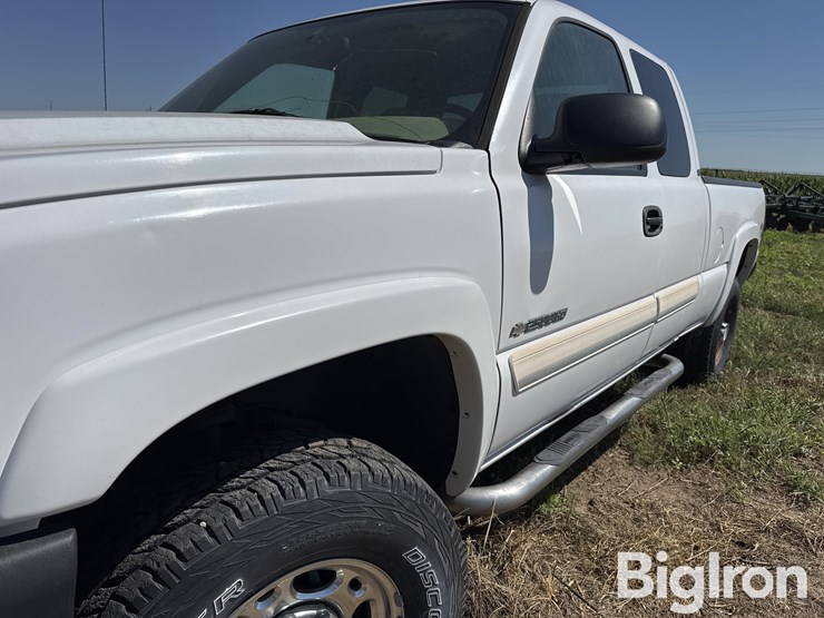 2007-chevrolet-silverado-2500-image-12
