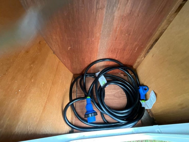 2015-forest-river-flagstaff-microlite-camper-image-39