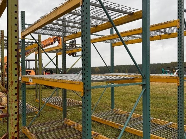 pallet-shelving-(42"x102"x9')-image-1