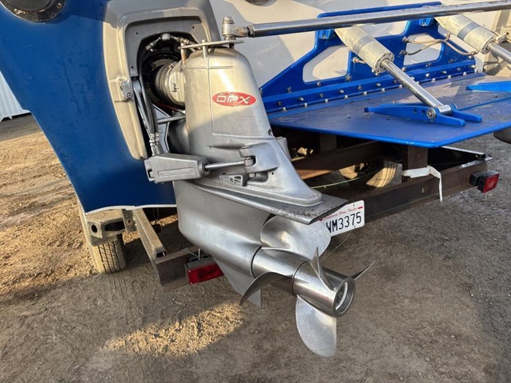 2004-unknown-trailer-image-64