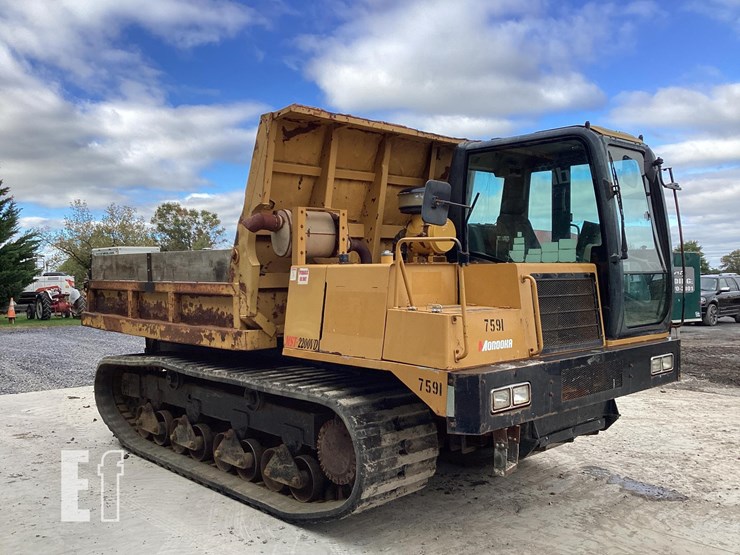 2015-morooka-mst2200vd-image-5