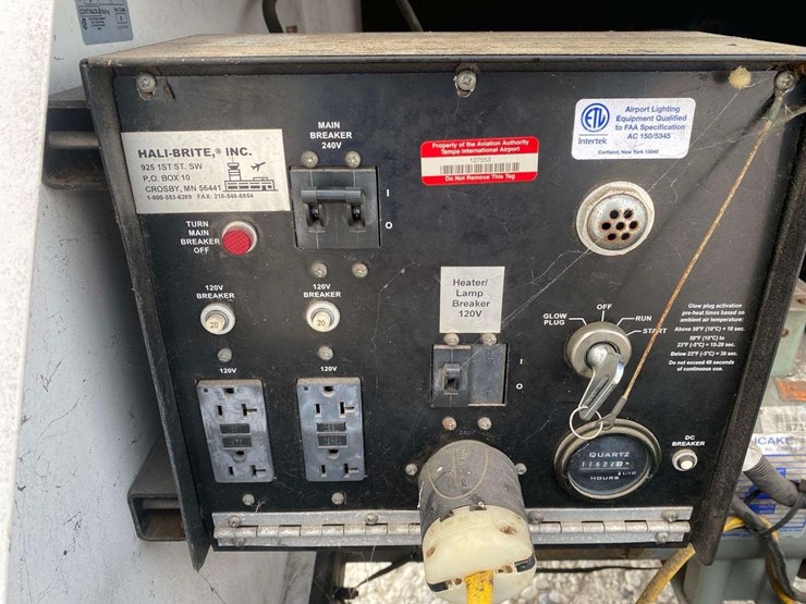 2013-magnum-power-mlg08-towable-runway-closure-marker-light-tower-image-16