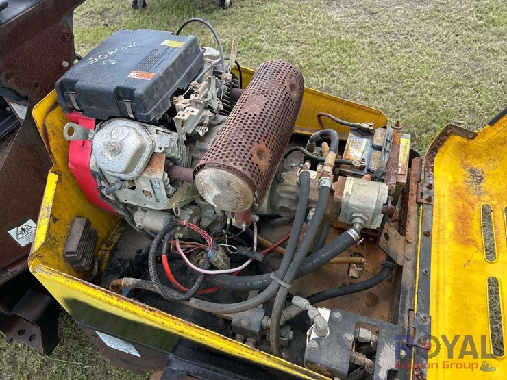 2002-wacker-neuson-rd11a-image-8