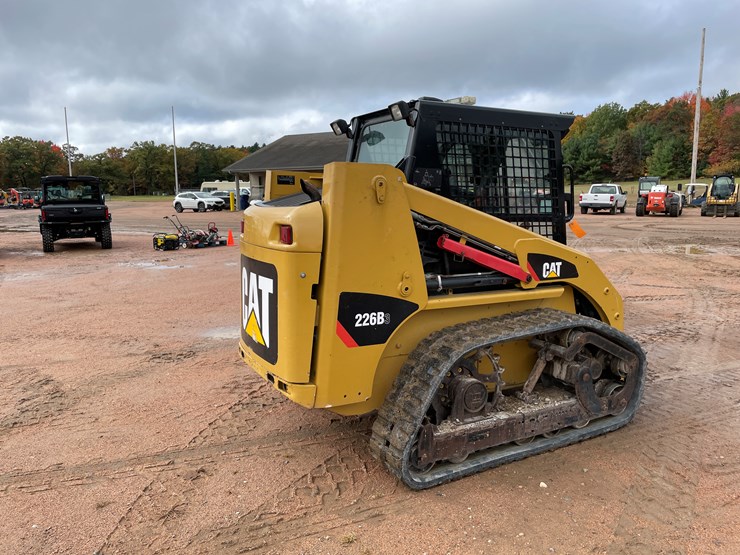 2012-caterpillar-226b3-image-5