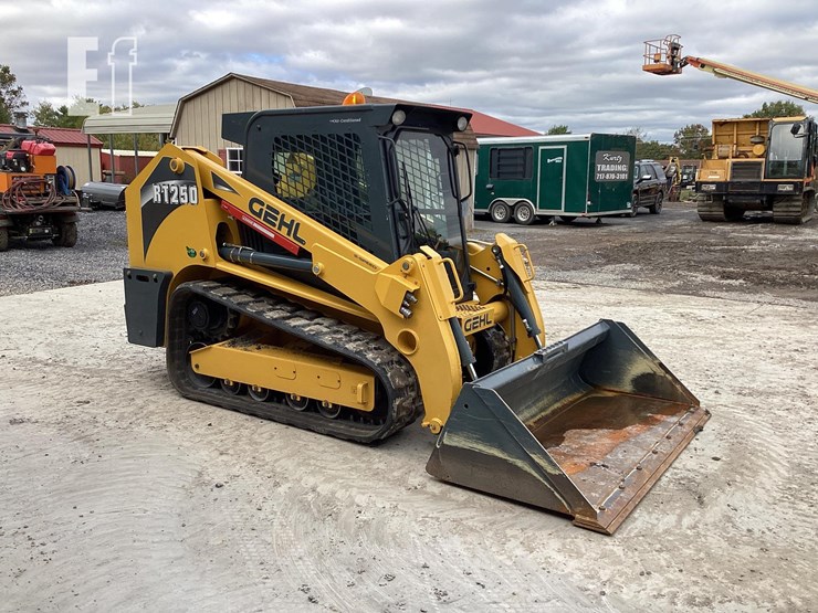 2014-gehl-rt250-image-6