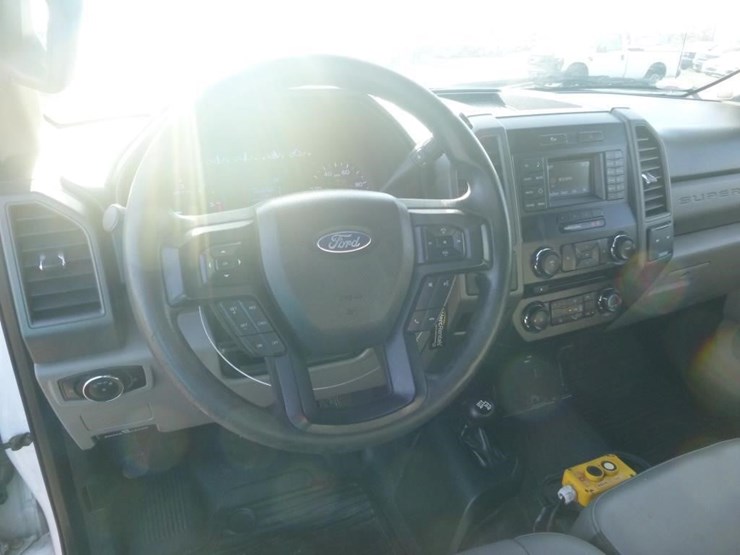 ford-f550-image-18
