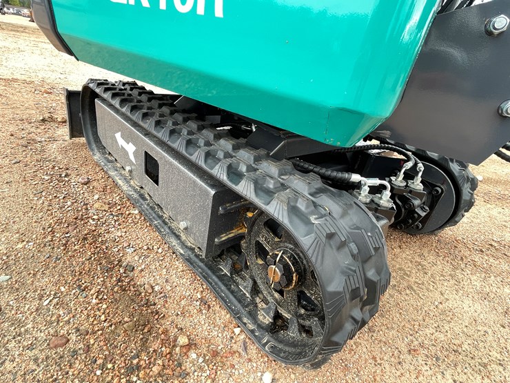 #1798-•-agt-qk16r-mini-excavator-image-19