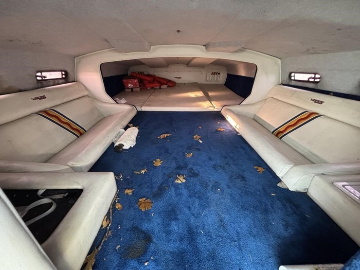 2004-unknown-trailer-image-32