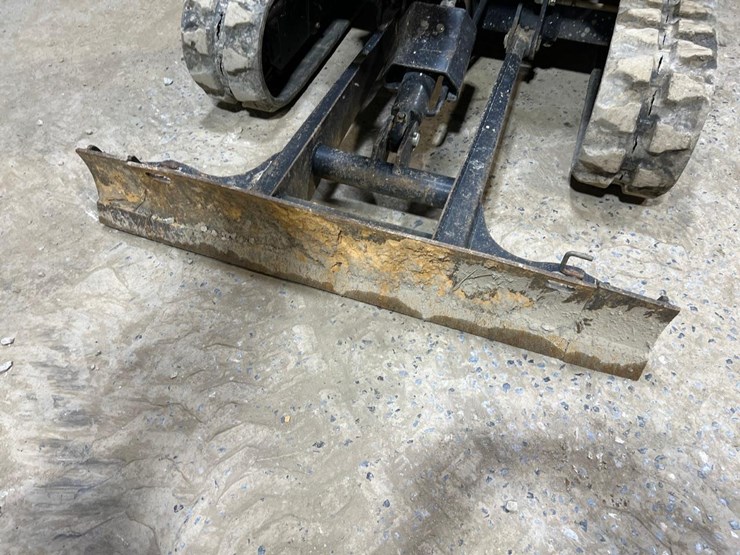 2019-caterpillar-301.7-image-12