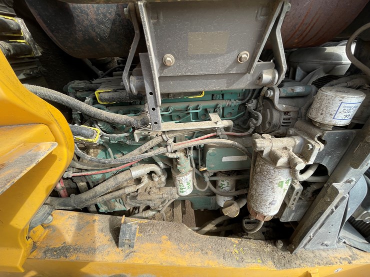 2015-volvo-l70h-image-97