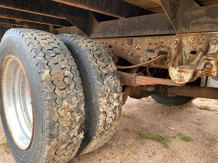 2000-ford-f450-xl-image-15