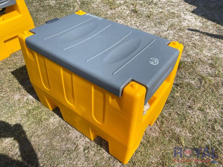 poly-fuel-tank-with-electric-pump-image-3