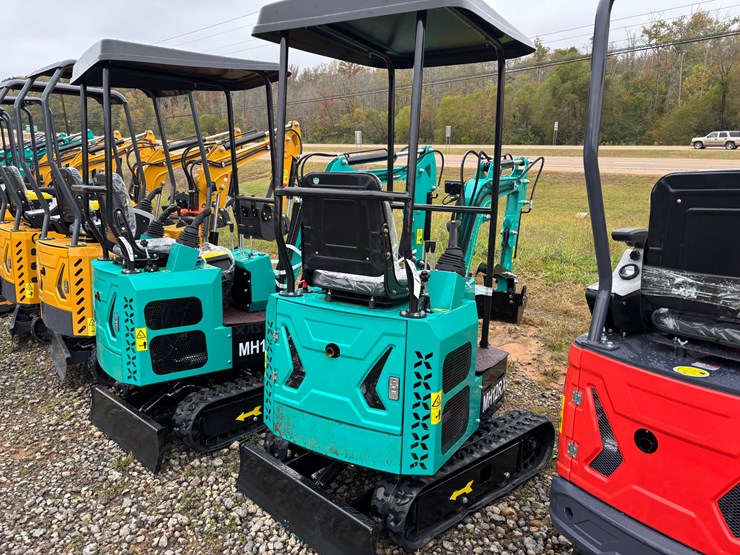 #51-•-cfg-industrial-mh12rx-mini-excavator-image-3