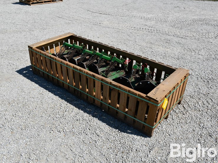 lankota-stalk-stompers-image-3