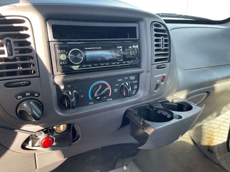 2000-ford-f150-image-21