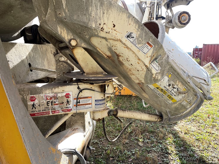 #3374-•-mcneilus-cement-mixer-drum-with-chutes-and-controls-image-10