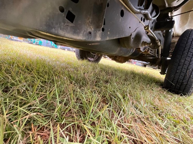 2014-ford-f150-xl-image-23