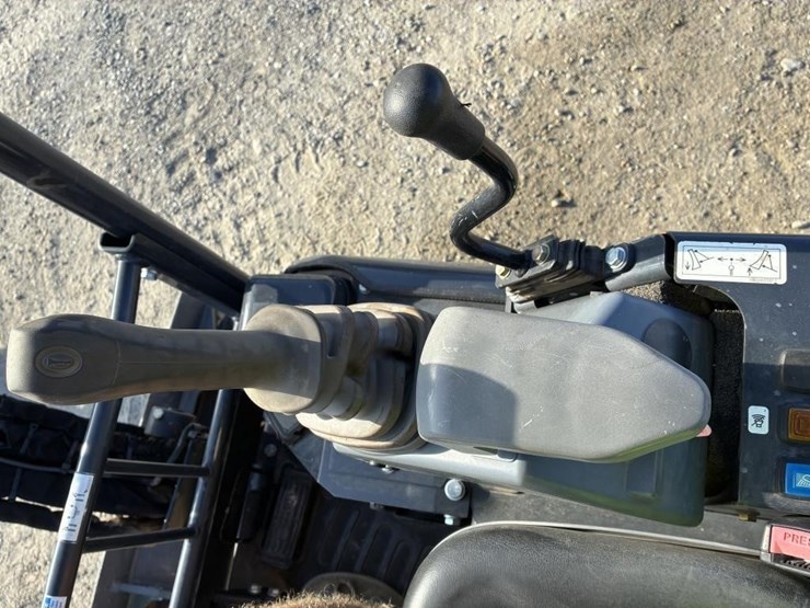 2022-deere-17g-image-22