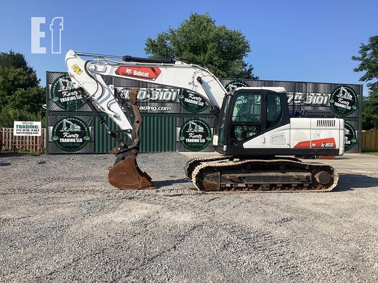 2021-bobcat-e165-image-1