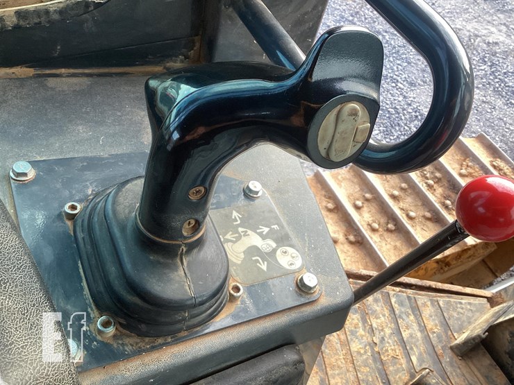 2017-deere-550k-lgp-image-17