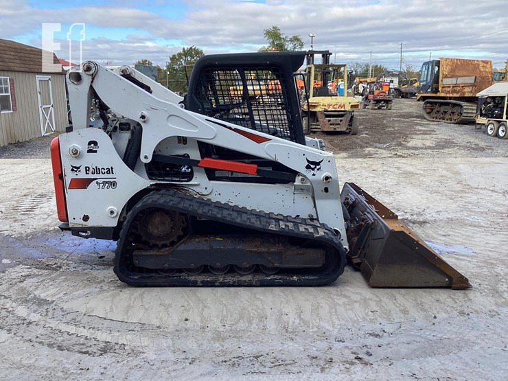 2022-bobcat-t770-image-5