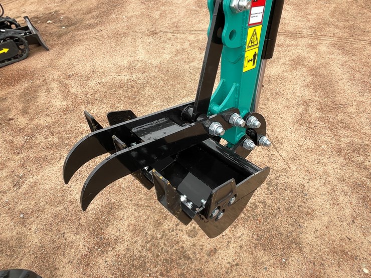 #1697-•-agt-mh12rx-mini-excavator-image-31