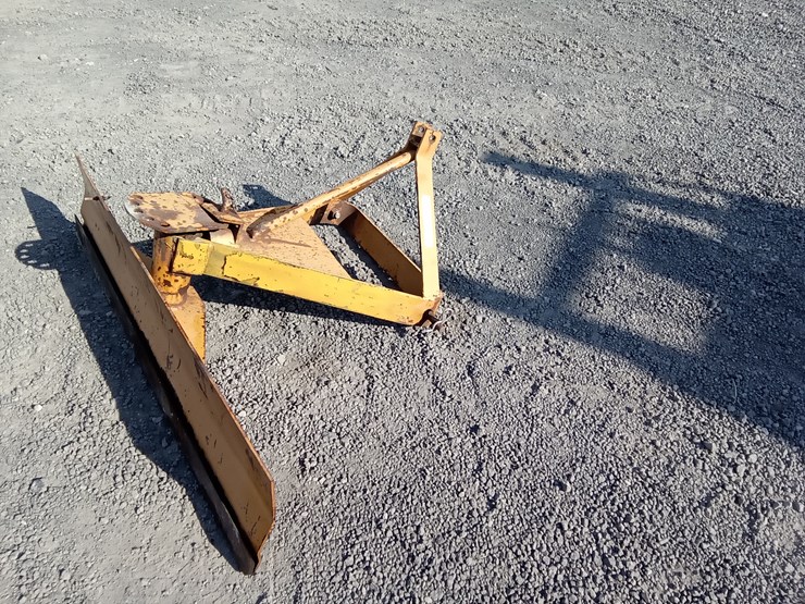 #884-•-yellow-3pt-grader-blade-image-3