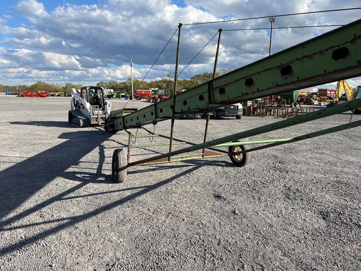 john-deere-350-image-10