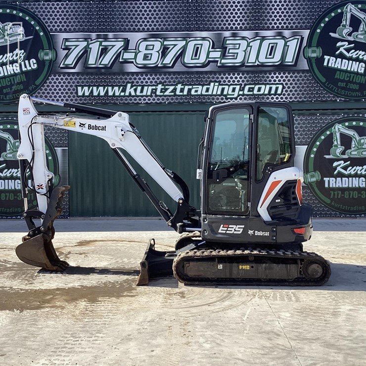 2019 BOBCAT E35