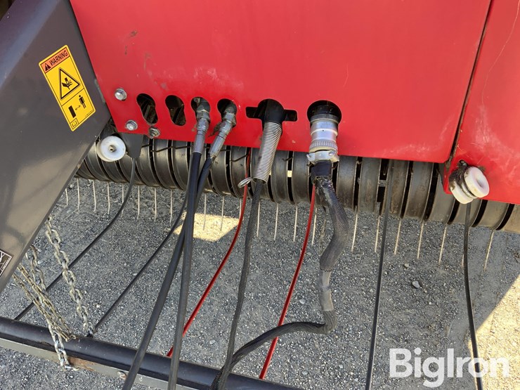 2014-massey-ferguson-2956a-image-10