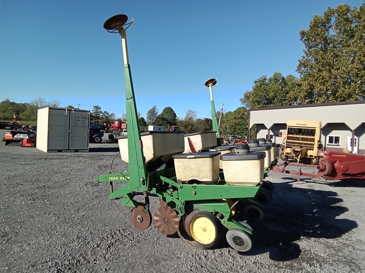 john-deere-7000-image-12