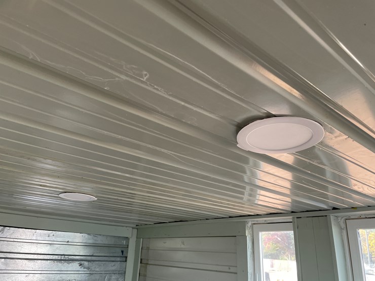 #3199-•-converted-storage-office-box-image-13