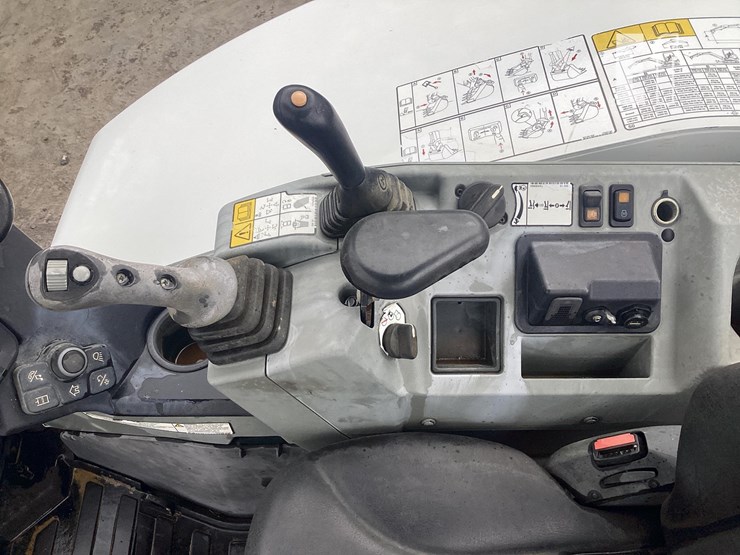 2021-bobcat-e50-image-15