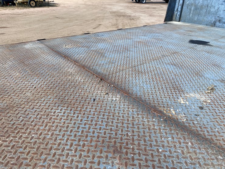 2003-international-7400-image-38