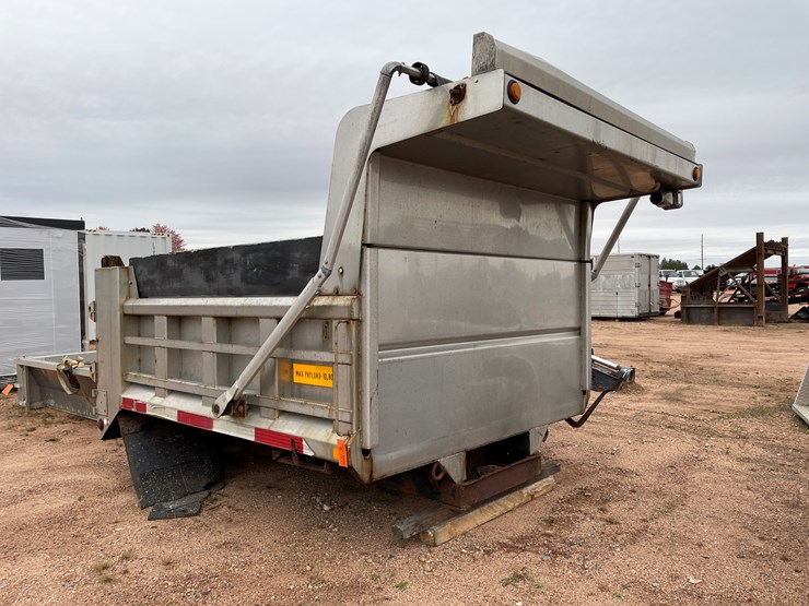 #3341-•-aluminum-box-take-off-image-1